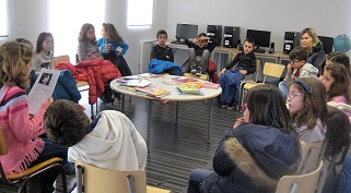 “Troca de saberes reinventados” na Biblioteca da Escola de Maceira